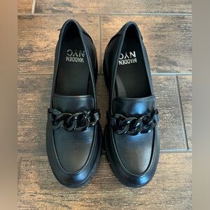 Black Chain Accent Loafers